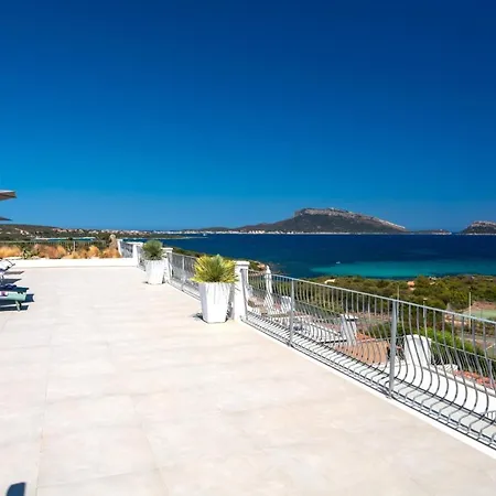 Attico Vista Mare - Calypso Rooftop Villa Golfo Aranci